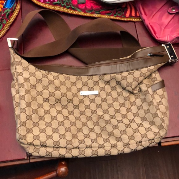 Gucci Handbags - Brown and tan Gucci dropbag/hobo